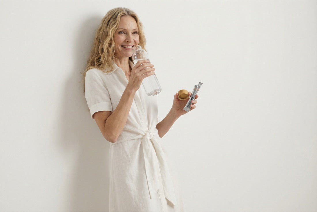 Protects against fine lines and wrinkles